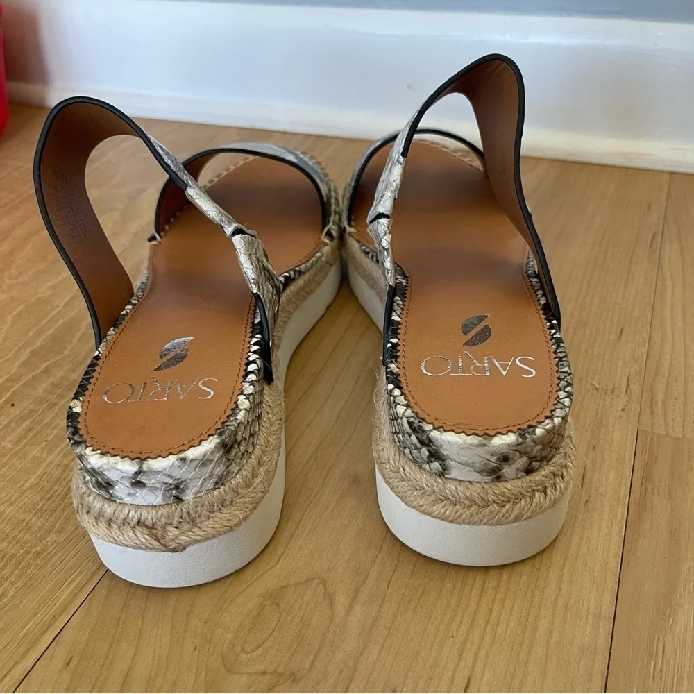 NWB Franco Sarto Cappy Leather Platform Sandals size 6.5 Open Toe Slide On